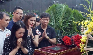 Nghìn người đưa tiễn cô giáo tử vong trong vụ tai nạn ở hầm Kim Liên