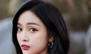 Ngô Tuyên Nghi cắt phăng mái tóc dài trên sân khấu: Hy sinh vì nghệ thuật hay "làm lố"?