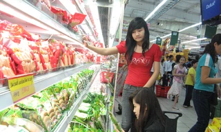 Chống đầu cơ, sốt giá