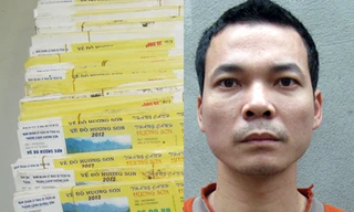 Đối tượng Vũ Minh Dũng cùng số vé giả bị thu giữ
