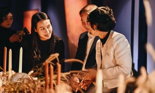 Giám đốc nghệ thuật nổi tiếng mở triển lãm cá nhân cho ca sĩ Vũ.