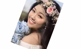  Nữ sinh Học viện Tài chính thừa hưởng năng khiếu dẫn MC từ mẹ