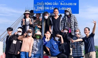 Khi người trẻ khoác lên mình khát vọng cống hiến