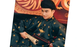 Cổ phục Việt hấp dẫn chàng mẫu ảnh là cựu sinh viên khoa Luật