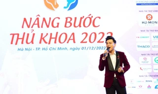 Vũ Quang Thiện: Ca sĩ đồng hành cùng Nâng bước thủ khoa 2022 sở hữu bảng thành tích đáng nể