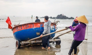 Nét đẹp thuyền thúng Cửa Lò, thu hút giới trẻ thích trải nghiệm