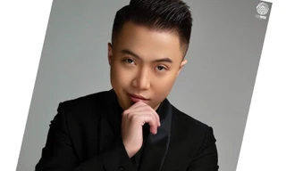 Giọng ca Nam Định hóa thân thành ca sĩ Tuấn Hưng 