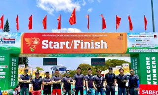 Lan tỏa yêu thương từ dự án '999 bức ảnh đời thường khắp Việt Nam'