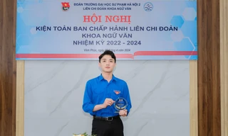 Hành trình cố gắng và nỗ lực không ngừng nghỉ để trở thành một thầy giáo dạy Văn của nam sinh Gen Z