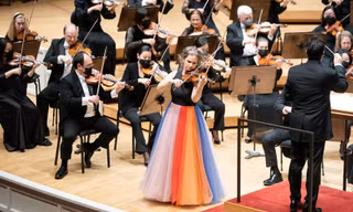 Người trẻ học âm nhạc cổ điển