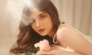 'Thiên thần' TikTok mang hai dòng máu Úc Việt 'đốn tim' hàng ngàn cư dân mạng