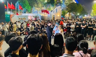 Lễ hội ‘Hà Nội - Đến để yêu’ thu hút giới trẻ vào dịp lễ 30/4-1/5