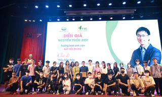 Nhà báo Nguyễn Tuấn Anh chia sẻ cách định vị bản thân với tân sinh viên K64 Đại học Thủy lợi 