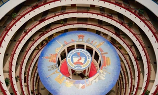 Đến thăm giảng đường, thư viện hiện đại bậc nhất Việt Nam có 'căn phòng hoàng gia' dành cho sinh viên ngày đầu Hè