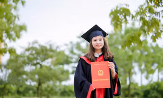 Cô sinh viên Đại học Thương mại đam mê nghề biên phiên dịch