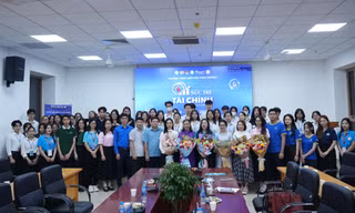 Sức trẻ Tài chính 2024 - bùng cháy cùng tháng tình nguyện