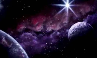 Lạc bước vào dải ngân hà cùng Triển lãm Ứng dụng chất liệu tranh sơn phun