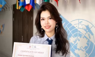 Nữ sinh Ngoại giao có thành tích học tập 'đỉnh của chóp': 'Kỷ luật là chìa khoá để phát triển bản thân'