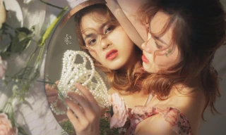 Vẻ đẹp yêu kiều của nữ sinh trường Đại học Kinh tế tài năng