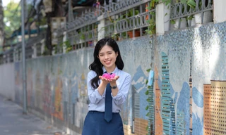 Hoa khôi áo dài Ngoại giao tạo ấn tượng với châm ngôn: ‘Hãy sống, đừng chỉ tồn tại’