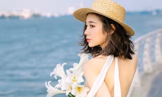Hot girl Quảng Ninh khoe lưng trần gợi cảm trong bộ ảnh lưu giữ thanh xuân