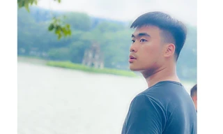 Vững niềm tin vào một ngày mai tươi sáng