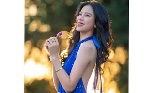 Vẻ đẹp ngọt ngào giữa rừng hoa