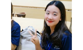 Vượt qua sự mặc cảm tự ti để sống một cuộc đời đáng sống hơn của nữ sinh trường Báo