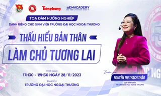 Doanh nhân Nguyễn Thị Thạch Thảo - Cựu sinh viên Trường ĐH Ngoại thương trở lại trường làm diễn giả toạ đàm hướng nghiệp
