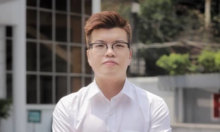 Quán quân cuộc thi giải quyết tình huống kinh doanh từng thất bại gần 40 lần, có thể chơi đàn Tính, biết hát Then 