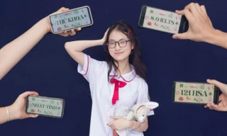 Hành trình trưởng thành của nữ sinh Chuyên Anh trước ngưỡng cửa kỳ thi tốt nghiệp THPT