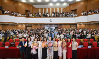 3 bí quyết giúp sinh viên Kinh tế chinh phục mức lương nghìn đô