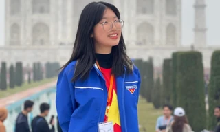 Nữ sinh UTH năng nổ trong hoạt động Đoàn-Hội, say mê NCKH và tham gia nhiều chương trình giao lưu sinh viên quốc tế