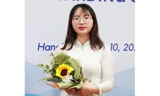 Nữ sinh trường Nhân Văn gây ấn tượng với song bằng Xuất sắc cùng IELTS 7.5