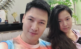 Con gái Mạnh Trường giống bố y đúc, ngày càng ra dáng thiếu nữ