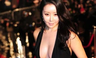 Toàn cảnh vụ nữ diễn viên Hàn bị kiện vì ngoại tình với đàn ông có vợ