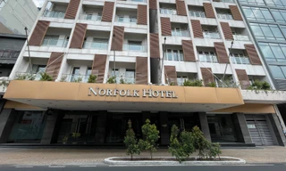 Sóng ngầm trả mặt bằng trên đất vàng Sài Gòn lan tới đại gia ngoại