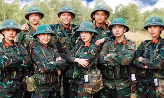 Ê-kíp Sao Nhập Ngũ' xin lỗi fan vì lạm dụng hiệu ứng, lồng ghép giọng của 'giang hồ mạng'