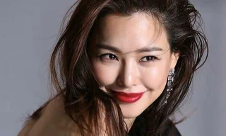 'Hoa hậu đẹp nhất Hàn Quốc' Honey Lee kết hôn ở tuổi 39