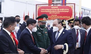 Chủ tịch nước Nguyễn Xuân Phúc kết thúc tốt đẹp chuyến thăm Campuchia