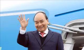 Chủ tịch nước Nguyễn Xuân Phúc lên đường thăm cấp Nhà nước tới Indonesia