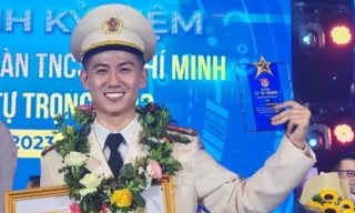 Thượng uý công an tỉnh Long An được nhận Giải thưởng Lý Tự Trọng 