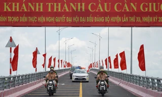 Long An thông xe cầu 150 tỷ đồng nối hai vùng thượng-hạ của Cần Giuộc 