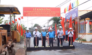Gần 5 tỉ đồng làm đường bê tông nông thôn chào mừng Đại hội Công đoàn ở Long An