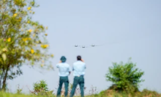 Tiêm kích Su-30MK2 tung cánh trên bầu trời Đồng Nai