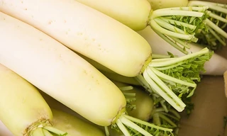 Nắng nóng chữa nhiệt miệng bằng củ cải