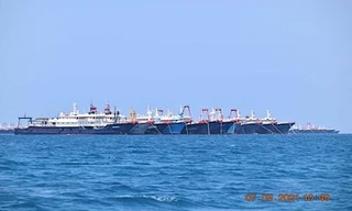 Các tàu Trung Quốc hiện diện trái phép ở đá Ba Đầu thuộc quần đảo Trường Sa của Việt Nam