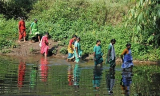 Phụ nữ Muthavan tận dụng kinh nghiệm dân gian để tăng cường đề kháng trong thời kỳ đại dịch COVID-19
