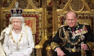 Nữ hoàng Anh Elizabeth và Phu quân Philip năm 2012. (Ảnh: Reuters) 