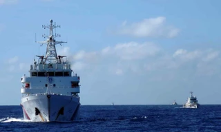 Các tàu hải cảnh Trung Quốc. (Ảnh: Reuters)